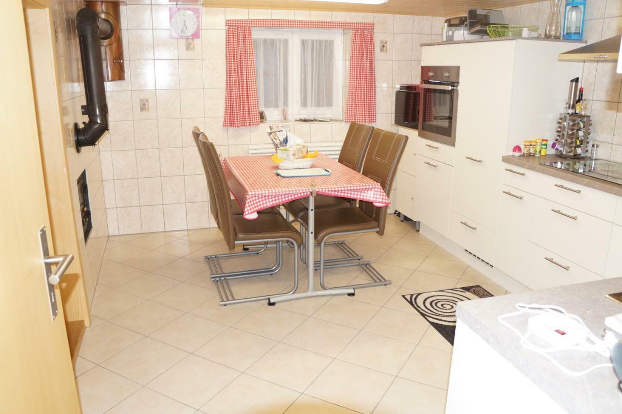 Haya Apartment Naters Bagian luar foto