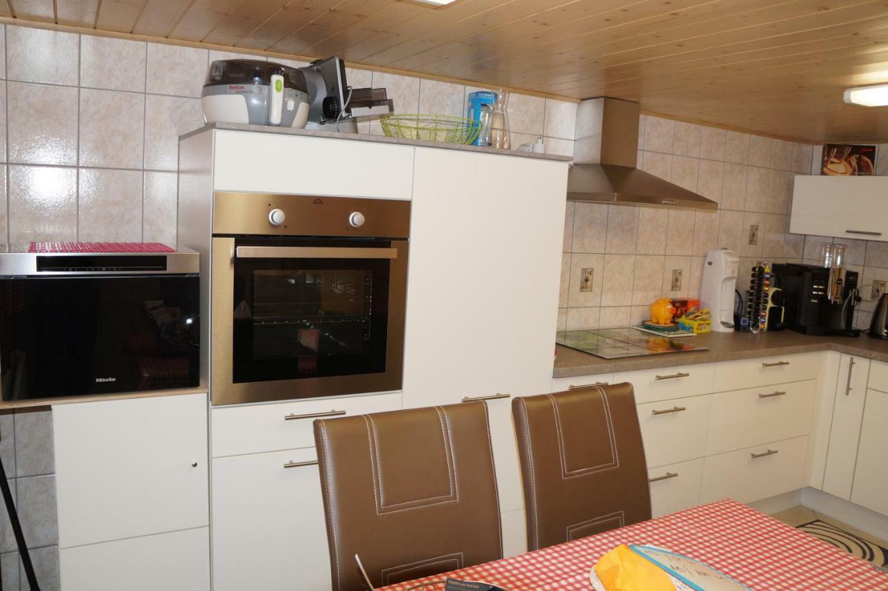 Haya Apartment Naters Bagian luar foto
